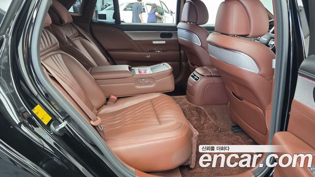 Genesis G90 (RS4) Gasoline 3.5 Turbo AWD 2022 — фото 12