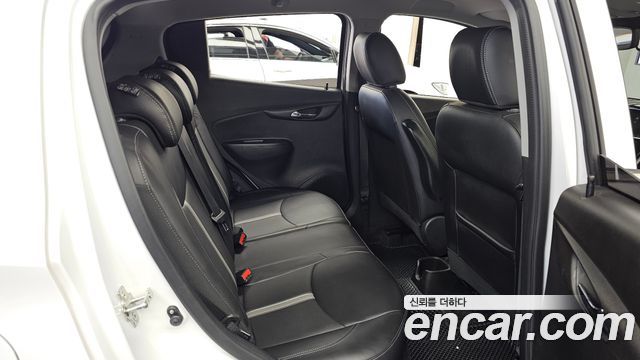 Chevrolet Spark Premier 2022 — фото 12