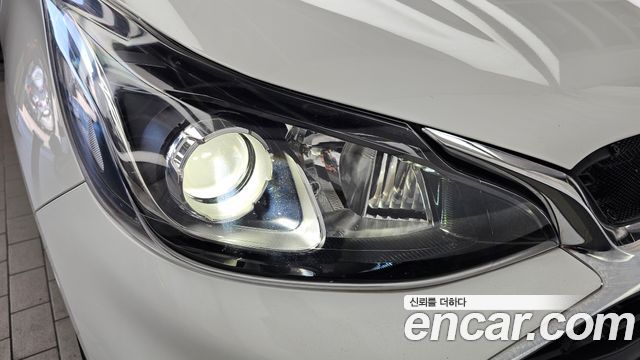 Chevrolet Spark Premier 2022 — фото 22
