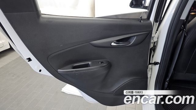 Chevrolet Spark Premier 2022 — фото 25