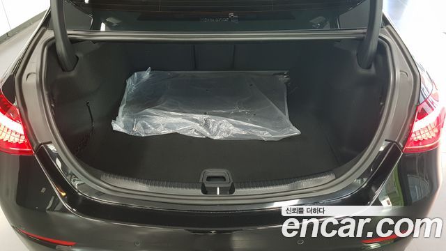 Mercedes-Benz C-Class (W206) C200 Avantgarde 2023 — фото 15