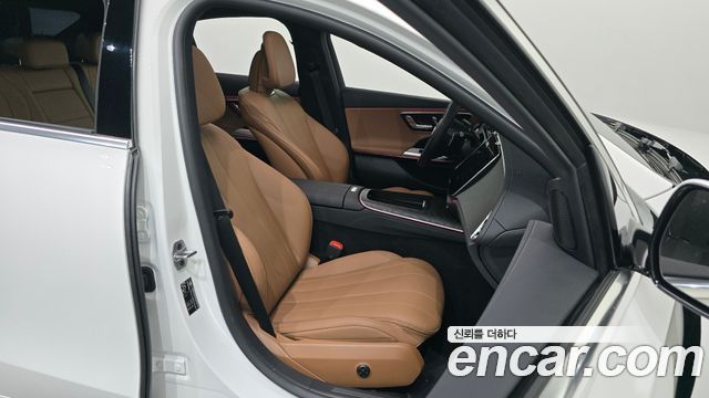 Mercedes-Benz E-Class (W214) E200 Avantgarde 2025 — фото 26