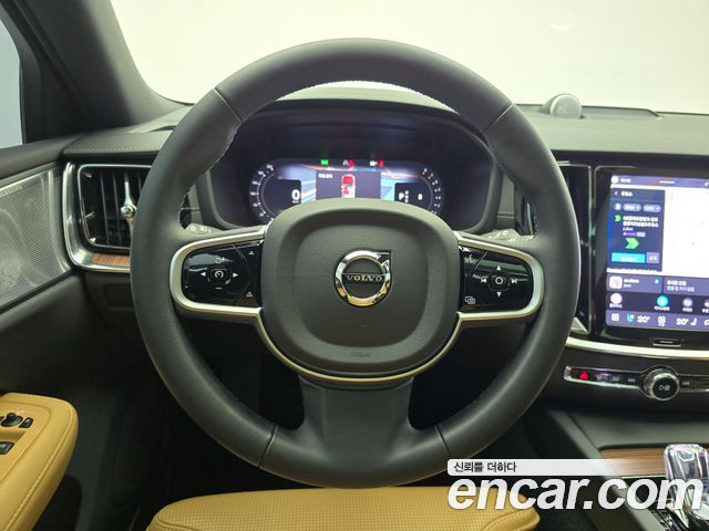Volvo V60 Cross Country (II) B5 Ultra AWD 2026 — фото 6