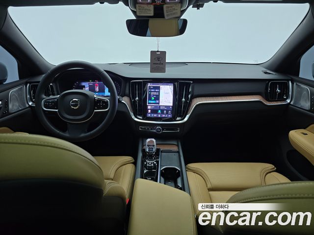 Volvo V60 Cross Country (II) B5 Ultra AWD 2026 — фото 7