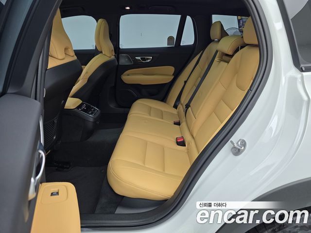 Volvo V60 Cross Country (II) B5 Ultra AWD 2026 — фото 16