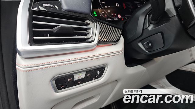 BMW X5M (G05) 4.4 Competition First Edition 2021 — фото 18
