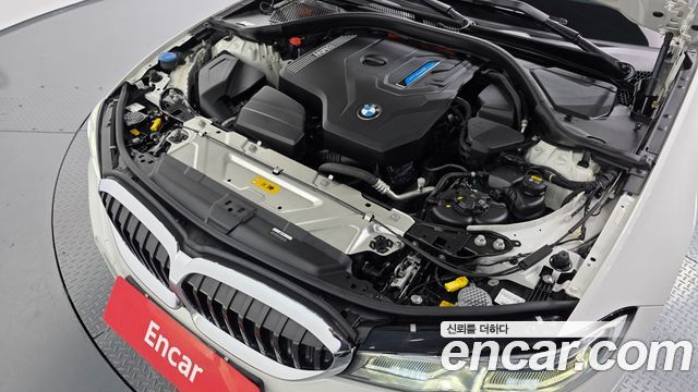 BMW 3 Series (G20) 330e M Sport 2021 — фото 6