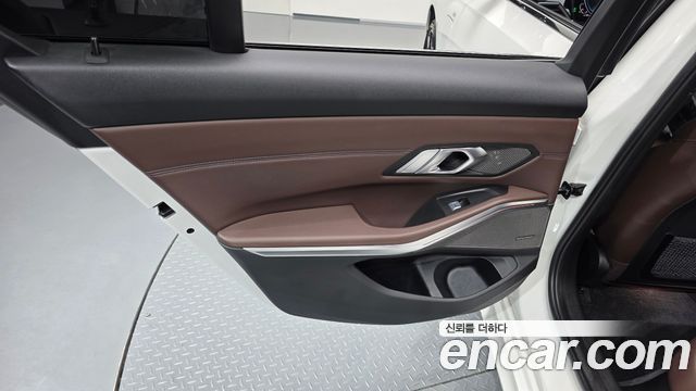 BMW 3 Series (G20) 330e M Sport 2021 — фото 25