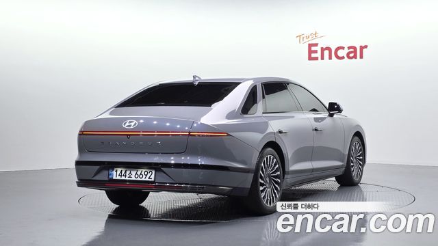 Hyundai Grandeur Hybrid (GN7) Calligraphy 2024 — фото 2