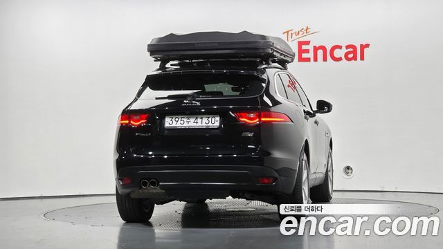 Jaguar F-PACE 20d Prestige 2019 — фото 4