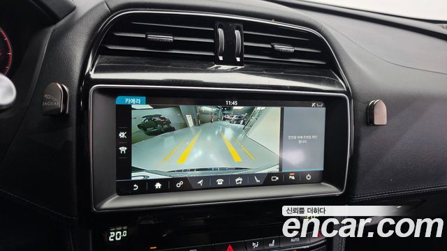 Jaguar F-PACE 20d Prestige 2019 — фото 15