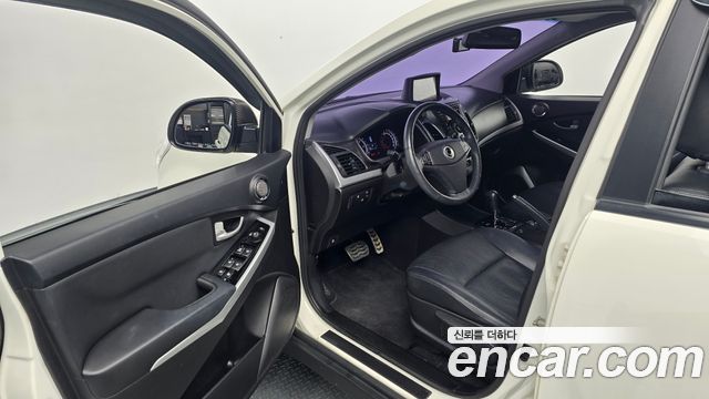 KG Mobility (SsangYong) Korando C 2.2 Extreme 2WD 2016 — фото 11