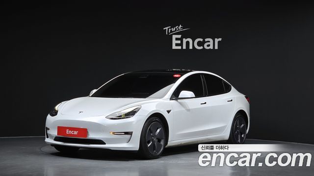 Tesla Model 3 Long Range AWD 2022 — фото 1