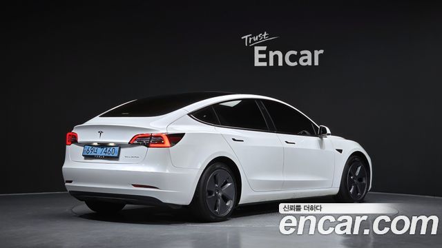 Tesla Model 3 Long Range AWD 2022 — фото 2
