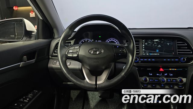 Hyundai Avante (AD) 1.6 Smart 2020 — фото 12