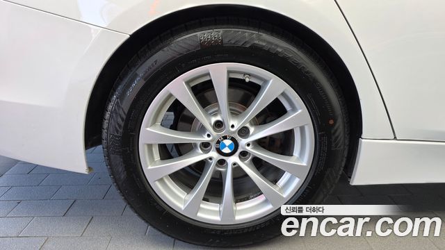 BMW 3 Series (F30) 320d 2017 — фото 5