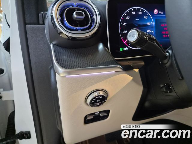 Mercedes-Benz GLC-Class (X254) GLC 300 4MATIC Avantgarde 2025 — фото 20