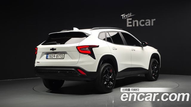 Chevrolet Trax Crossover 1.2 Red Line 2025 — фото 2