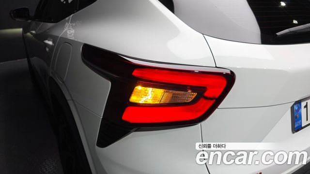 Chevrolet Trax Crossover 1.2 Red Line 2025 — фото 23