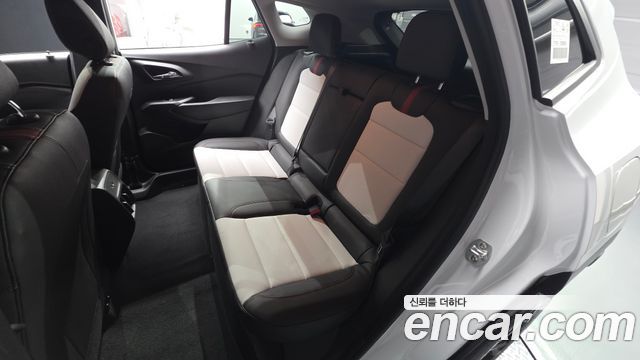 Chevrolet Trax Crossover 1.2 Red Line 2025 — фото 26