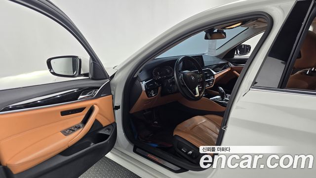 BMW 5 Series (G30) 520i Luxury 2020 — фото 10