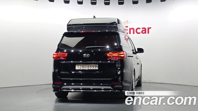 Kia Carnival Gasoline 7-Seater Hi-Limousine (Special) 2020 — фото 4