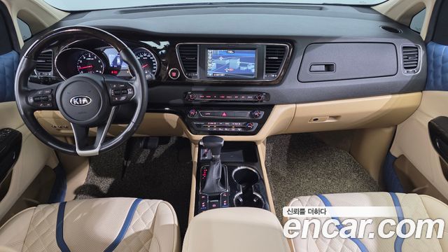 Kia Carnival Gasoline 7-Seater Hi-Limousine (Special) 2020 — фото 7