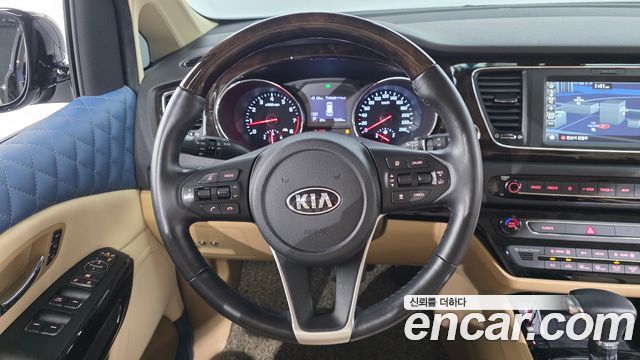 Kia Carnival Gasoline 7-Seater Hi-Limousine (Special) 2020 — фото 13
