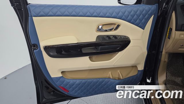 Kia Carnival Gasoline 7-Seater Hi-Limousine (Special) 2020 — фото 24