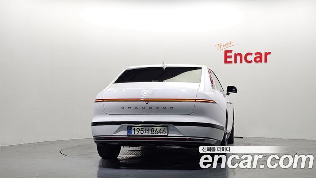 Hyundai Grandeur (GN7) 2,5 Gasoline 2WD Exclusive 2025 — фото 4