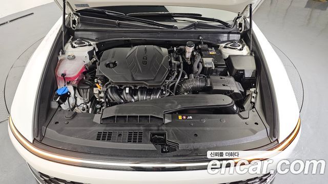 Hyundai Grandeur (GN7) 2,5 Gasoline 2WD Exclusive 2025 — фото 6