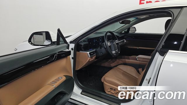 Hyundai Grandeur (GN7) 2,5 Gasoline 2WD Exclusive 2025 — фото 10