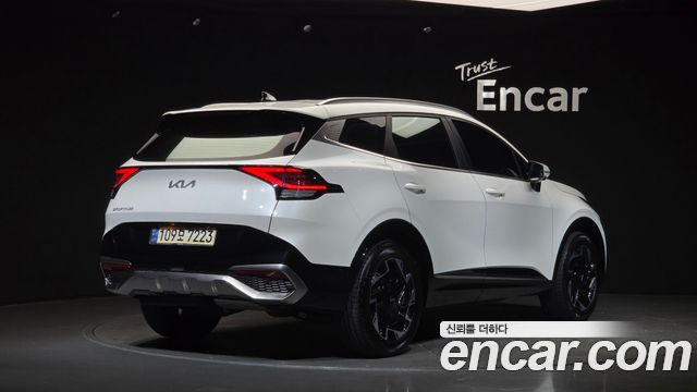 Kia Sportage (V) Diesel 2.0 2WD Signature 2022 — фото 2