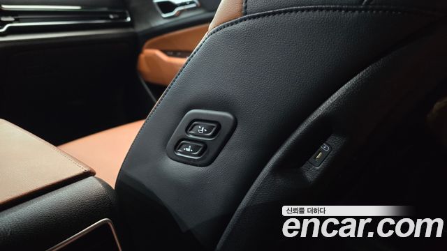 Kia Sportage (V) Diesel 2.0 2WD Signature 2022 — фото 18