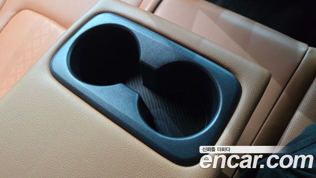 Kia Sportage (V) Diesel 2.0 2WD Signature 2022 — фото 34
