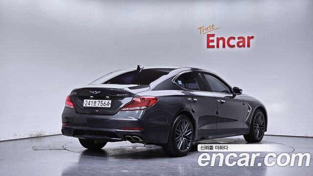 Genesis G70 2.0T AWD Advanced 2018 — фото 2