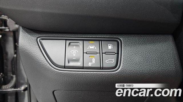 Genesis G70 2.0T AWD Advanced 2018 — фото 16