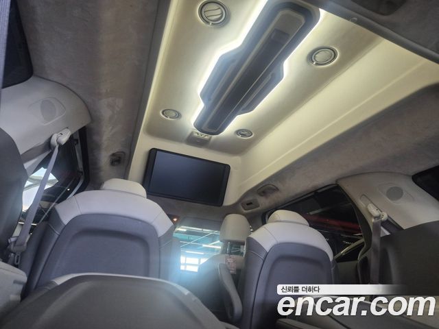 Kia Carnival (IV) Diesel 9-Seater Hi-Limousine(Special Vehicle) 2022 — фото 18