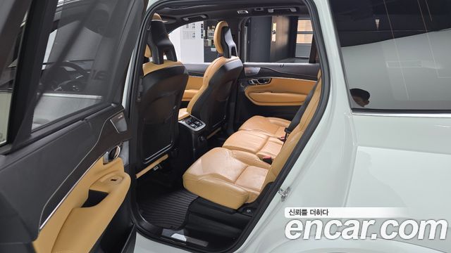 Volvo XC90 (II) T8 Inscription Hybird 2021 — фото 11