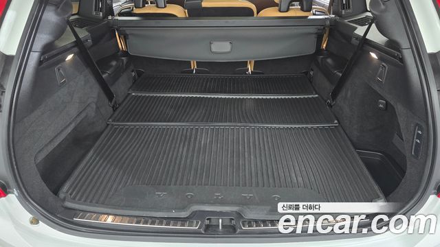 Volvo XC90 (II) T8 Inscription Hybird 2021 — фото 16