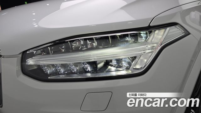 Volvo XC90 (II) T8 Inscription Hybird 2021 — фото 22