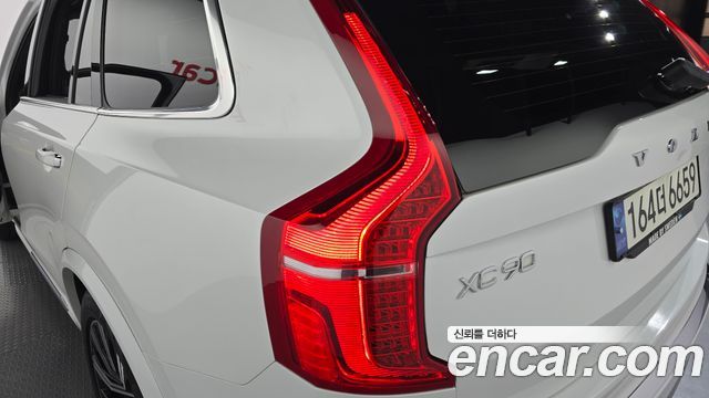 Volvo XC90 (II) T8 Inscription Hybird 2021 — фото 23