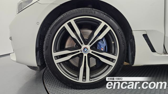 BMW 6 Series GT (G32) 640i xDrive M Sport 2018 — фото 5