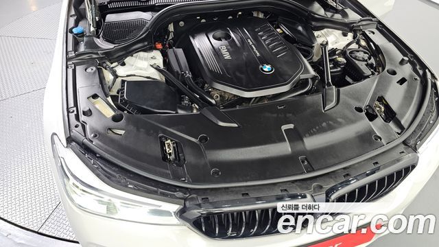 BMW 6 Series GT (G32) 640i xDrive M Sport 2018 — фото 6