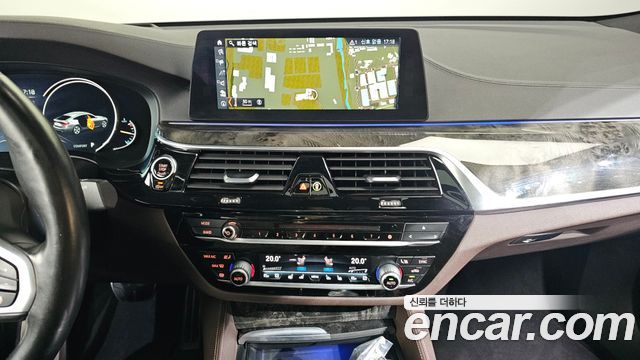 BMW 6 Series GT (G32) 640i xDrive M Sport 2018 — фото 14