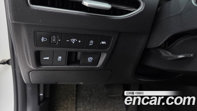 Hyundai Sonata (DN8) 2.0 Premium Family 2021 — фото 17