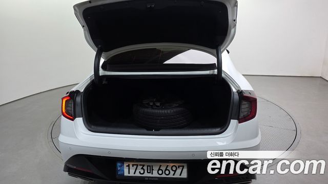 Hyundai Sonata (DN8) 2.0 Premium Family 2021 — фото 20