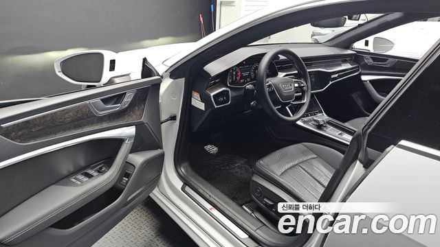 Audi A7 (4K) 45 TDI Quattro Premium 2021 — фото 10