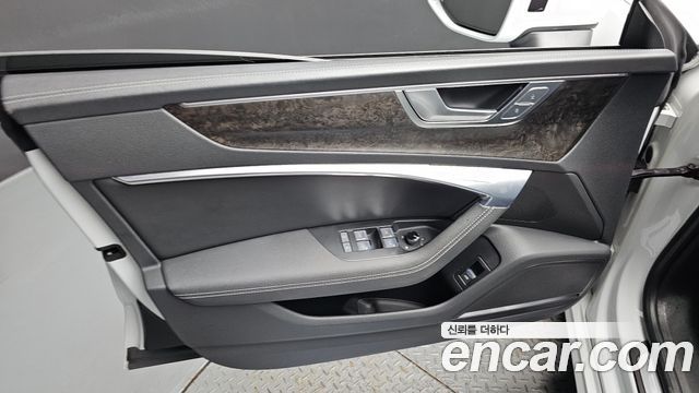 Audi A7 (4K) 45 TDI Quattro Premium 2021 — фото 24