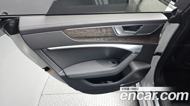 Audi A7 (4K) 45 TDI Quattro Premium 2021 — фото 25